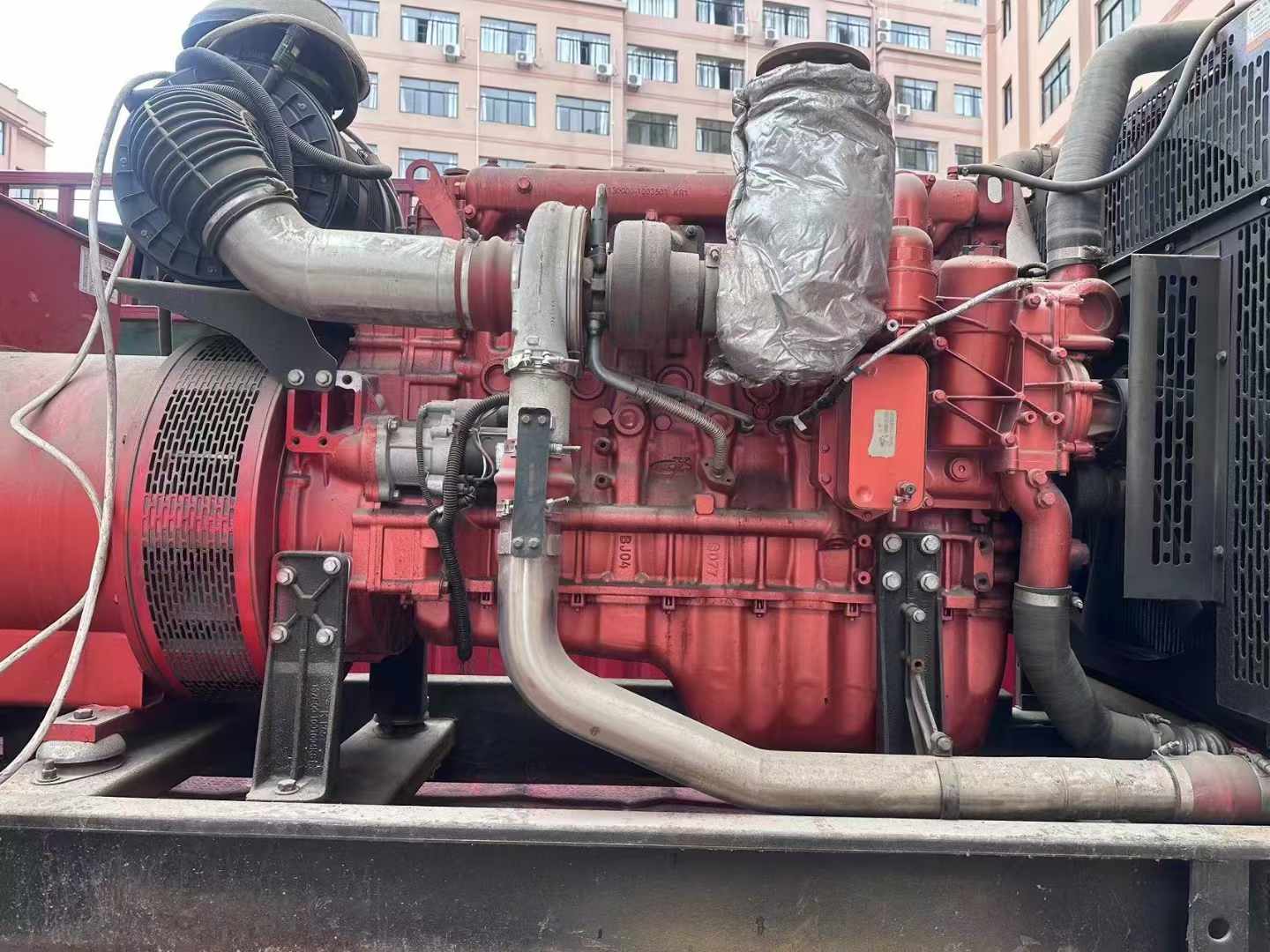大悟如何选择适合 600kW 柴油发电机组的过载保护器？